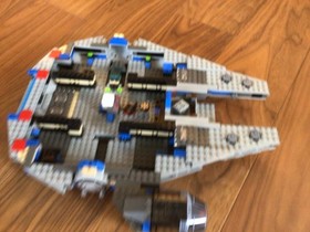 LEGO Star Wars Millennium Falcon #7190 Complete W/figs, Parts W /Box, Manual