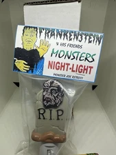 Universal Monsters Custom Collector Tribute The Wolfman Retro Night Light