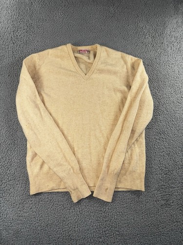 Vintage Jaeger Sweater Men Large Wool V Neck Butter Yellow Long Sleeve