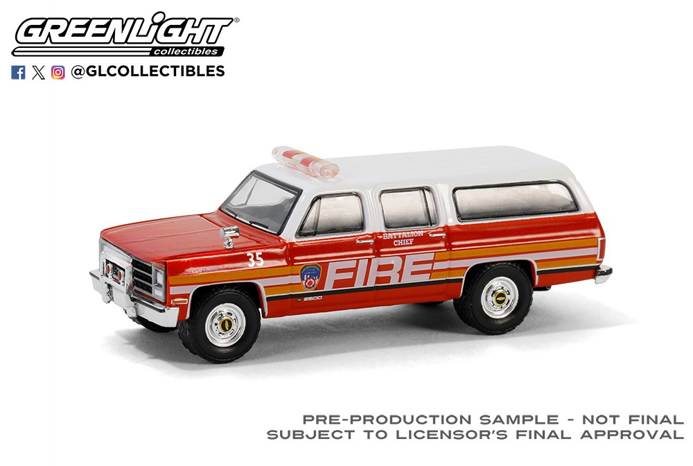 Greenlight 1:64 1991 Chevy Suburban - FDNY Fire Department