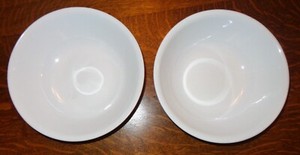 2 Corning Ware Corelle WINTER FROST WHITE VEGETABLE SERVING BOWLS 8-1/2"