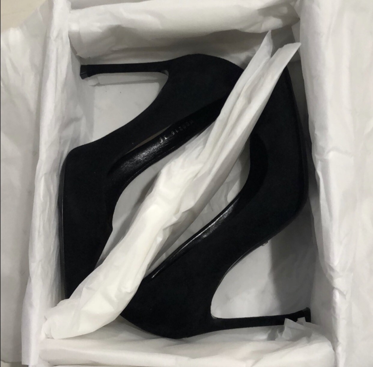 Authentic DIOR ESSENCE Black Suede Pumps Gem