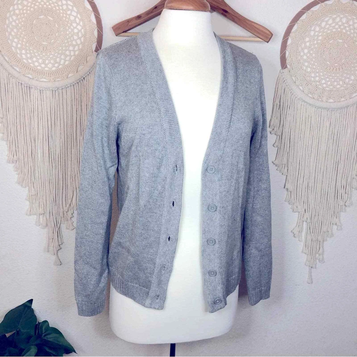 Brandy melville deals grey cardigan