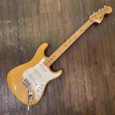 ギター EL MAYA Artist model Stratocaster 1970s El Maya artist model Stratocaster 1970s Vintage Model White