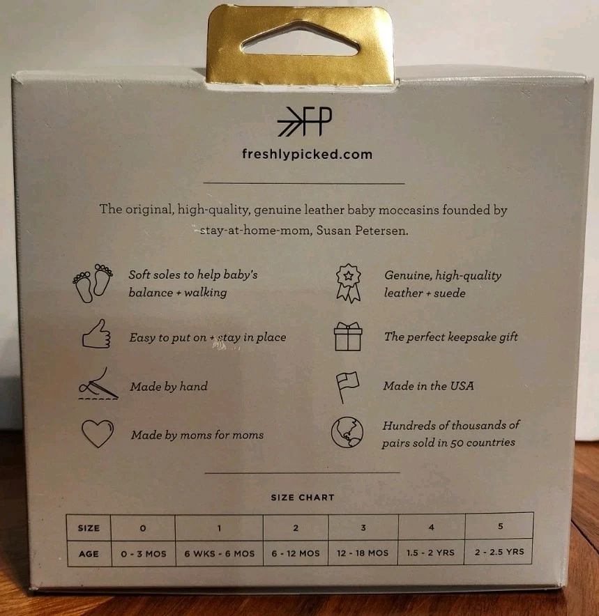 Mocasín con lazo anudado de cuero para bebé recién elegido estrella iridiscente talla 6-12 meses Foto 4 de 4