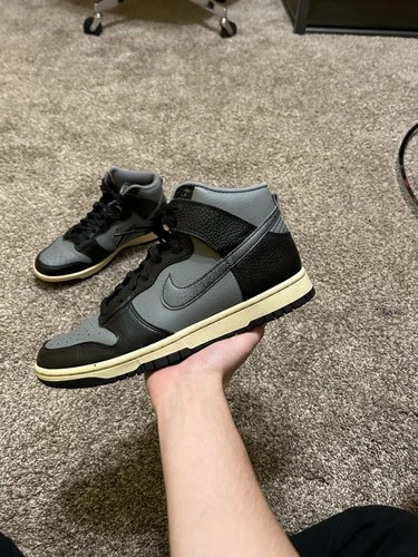 Size 9 Men-Nike Dunk High ‘50 Years of Hip Hop’