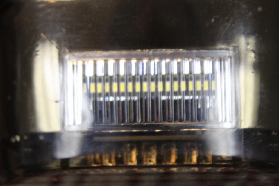 2011 HARLEY DAVIDSON SPORTSTER XL 883 LANTERNA TRASEIRA LED COLORIDA LUZ DE FREIO SP108 - Imagem 4 de 4