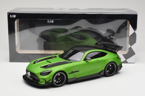 155032020 Mercedes AMG GT C190 Black Series Green Hell Magno Minichamps 1/18 - Imagen 6 de 6