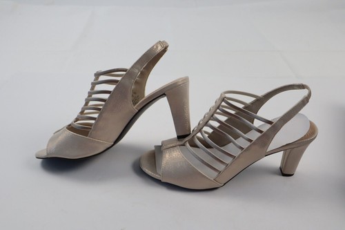 Naturalizer Women's 9M Vanity Dress Sandals Strappy Slingback Champagne NIB - Picture 7 of 12