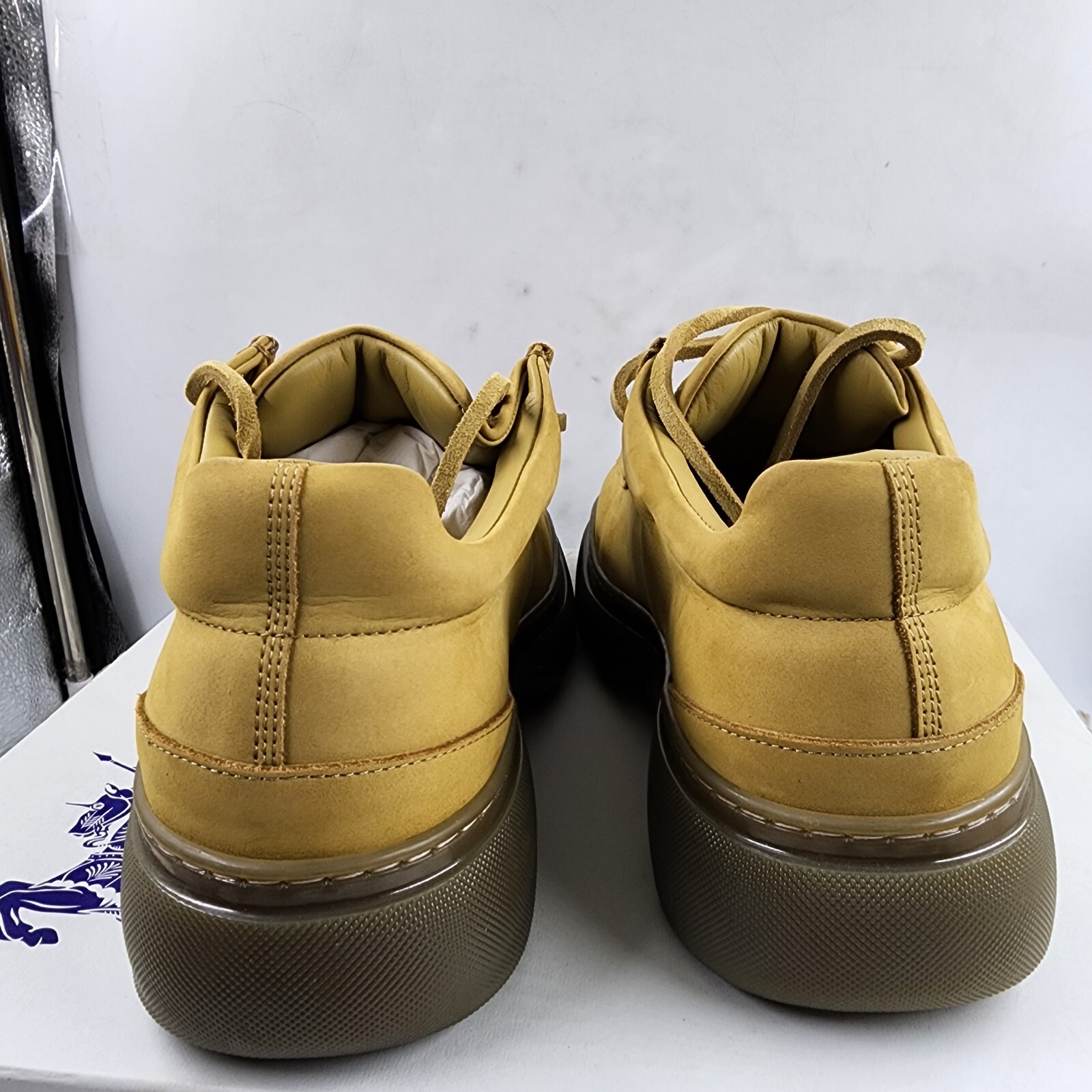 SAOLA Stivali Burberry scamosciati Creeper Mid Derby uomo 43 5 Manilla chiusura stringata