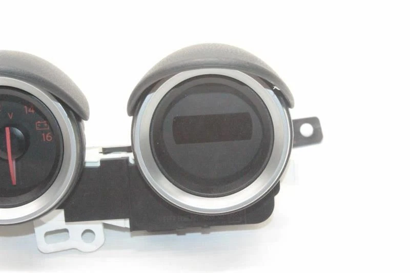2014 NISSAN 370Z Z34 COUPE #193 OEM OIL GAUGE VOLT METER - Image 4 of 4