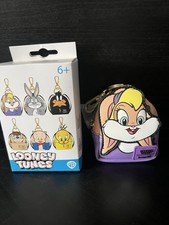 Lola Bunny - Llavero Mochila Looney Tunes Mystery Loungefly