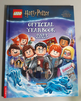 LEGO Harry Potter 2023 OFFICIAL YEARBOOK W/Hermione Mini Figure