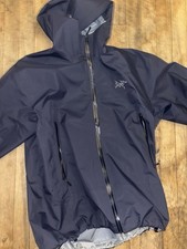 Arc'teryx Beta Jacket Mens Black Sapphire Size ExtraLarge Brand New Without Tags