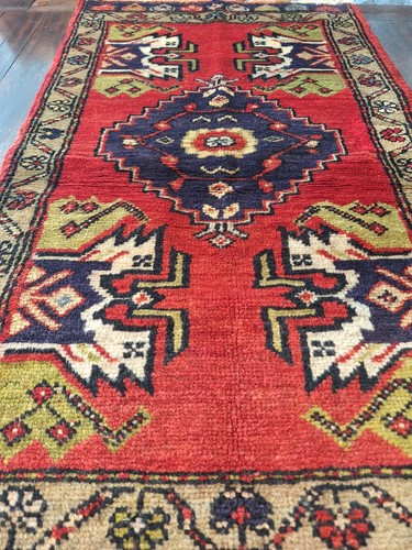 Hand Knotted Woolen Rug