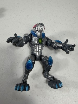 Moose Toys Beast Lab Creature Gray/Blue Cyber Beast 2020s Loose