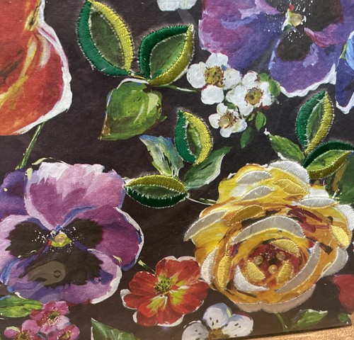 EMBROIDERED JOURNAL FLORAL 120 LINED PAGES BEAUTIFUL!! - Picture 4 of 5