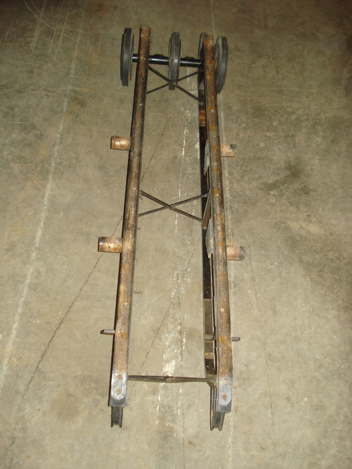 Arctic Cat Panther 399 Kohler 1970 suspensión trasera marco deslizante rieles deslizantes Foto 4 de 4