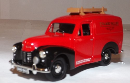 VANGUARDS VA00316 AUSTIN A40 VAN THAMES VALLEY