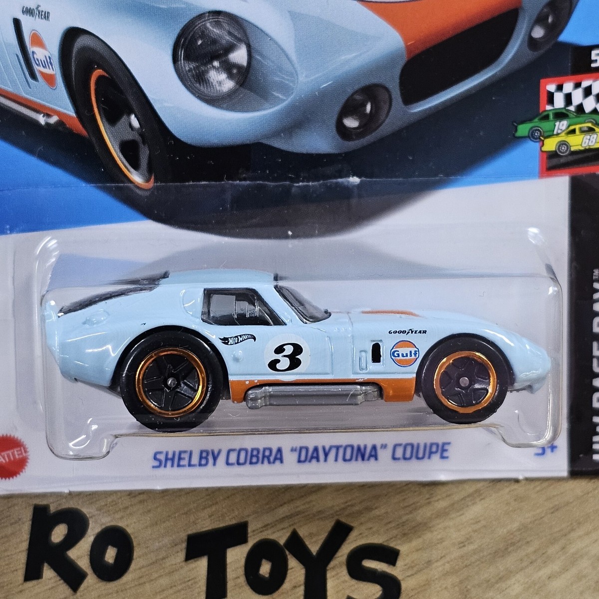 Hot Wheels - HW Race Day 5/10 Shelby Cobra Daytona Coupé 122/250 Hot Wheels - HW Race Day 5/10 Shelby Cobra Daytona Coupé 122/250