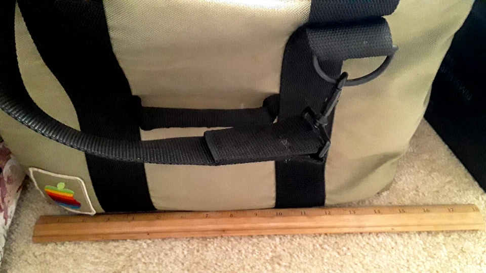 Vintage 1980's Apple Macintosh Computer Travel Bag Tote Carry Case with Strap - Image 2 of 4