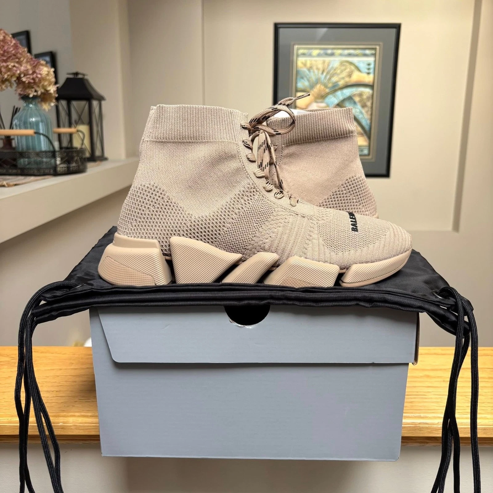 Balenciaga — Balenciaga Beige Speed 2.0 Lace-Up Runners - 41 EU - MSRP $990 - Authentic - New