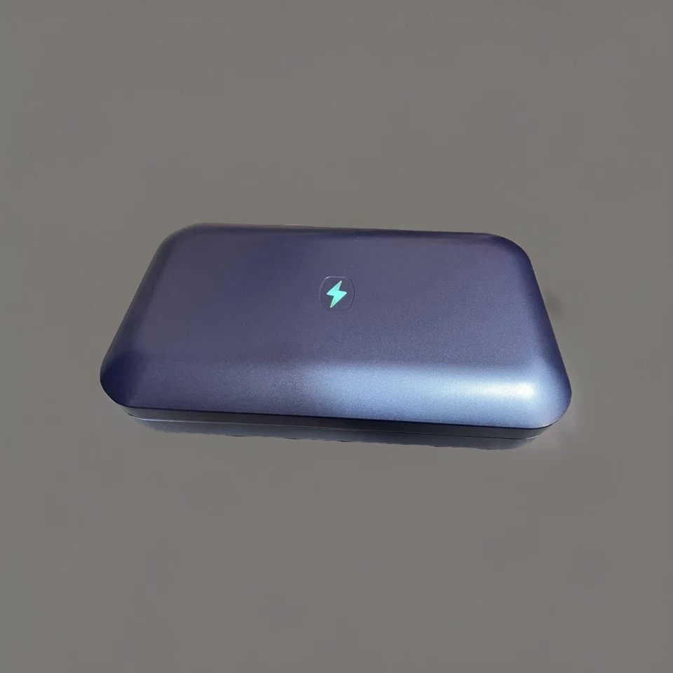 Desinfetante UV para celular PhoneSoap cor pervinculante com cabo de alimentação 8,5x 5 polegadas - Imagem 2 de 4