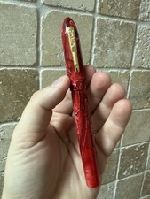 Stylo plume Conklin Medium M plume rouge lave plume dorée