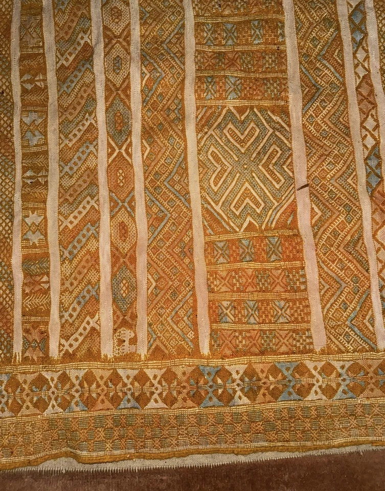 Alfombra Kilim marroquí vintage aprox 73 X 111 - Alfombra tribal bereber de lana hecha a mano Foto 2 de 4