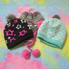 Girls Beanie Hats Winter Mixed Black Mint Green Gray Pink Pom Pom Lot Of 3