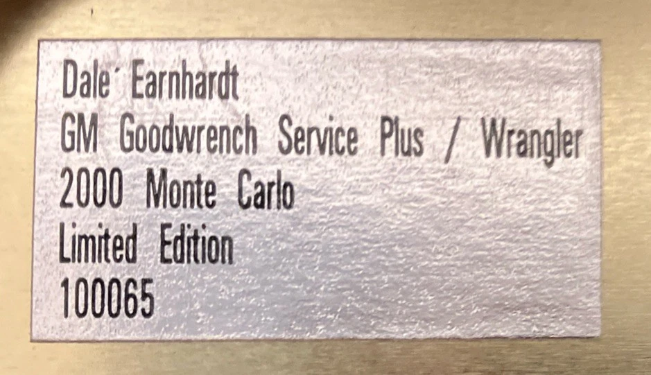 2000 Action Dale Earnhardt GM Goodwrench Wrangler Tin Set 1/64 Scale (JJ) - Image 3 of 3