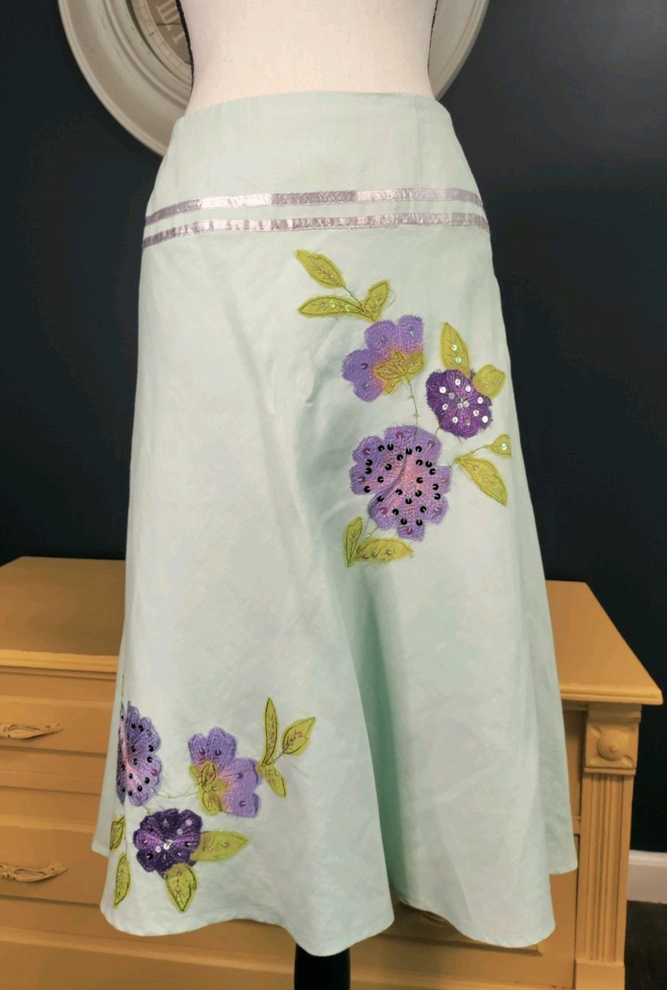 Edward 100% Linen Midi Skirt Size 10 Light Green Purple Flowers Sequin Lined