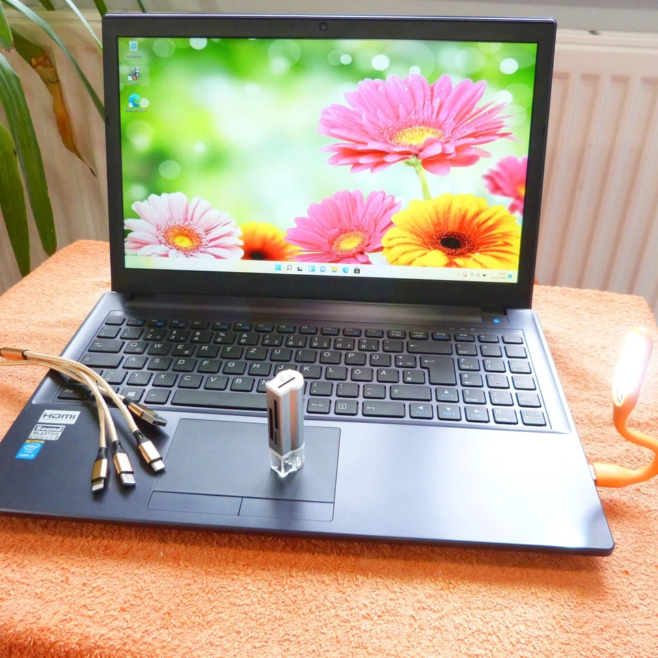 XMG W650 15 Zoll POWER FULLHD l 500GB SSD Windows 11 l 16GB RAM NEU CORE i7 - Bild 2 von 4