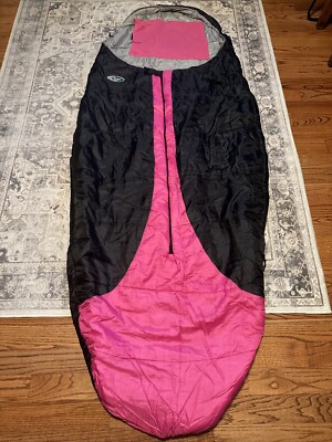 Sleep Cell Cool Vent Premium 40˚ Rated Sleeping Bag Size 40' x 90''   Gently Used
