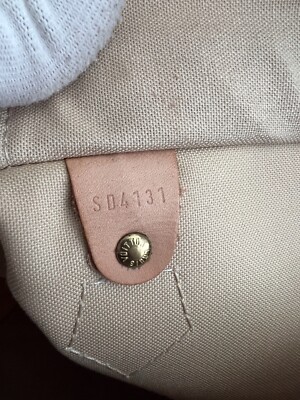 ヴィジョネア Visionaire 30 Spain ヴィジョネア Visionaire 30 Spain VISIONAIRE # 30 Louis