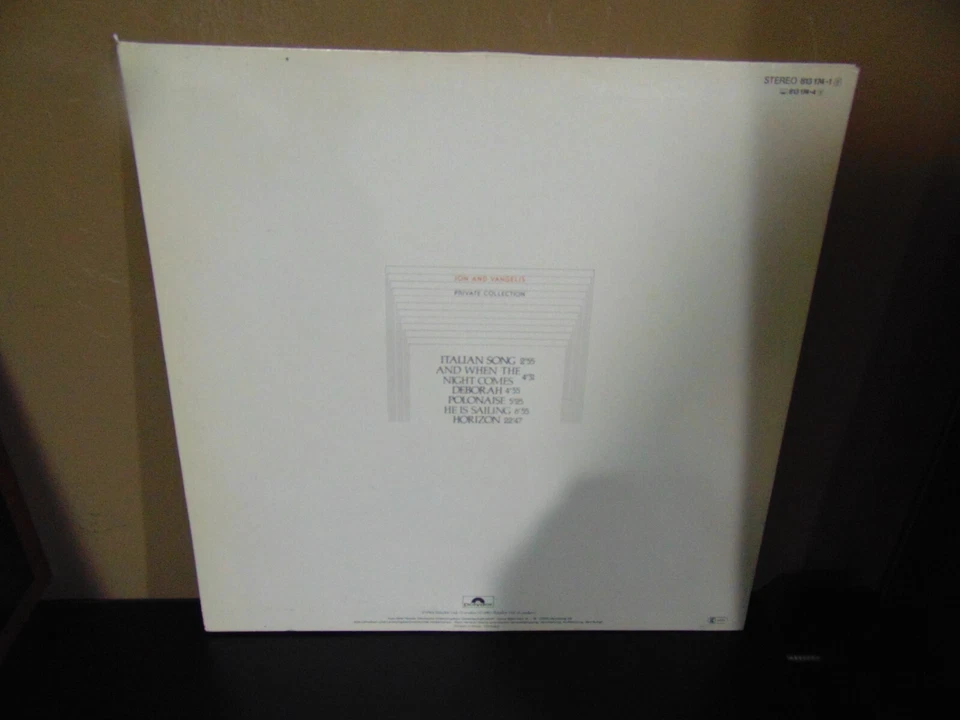 JON AND VANGELIS - PRIVATE COLLECTION LP - POLYDOR  422-813 174-1 Y-1 VG++ - Image 2 of 2