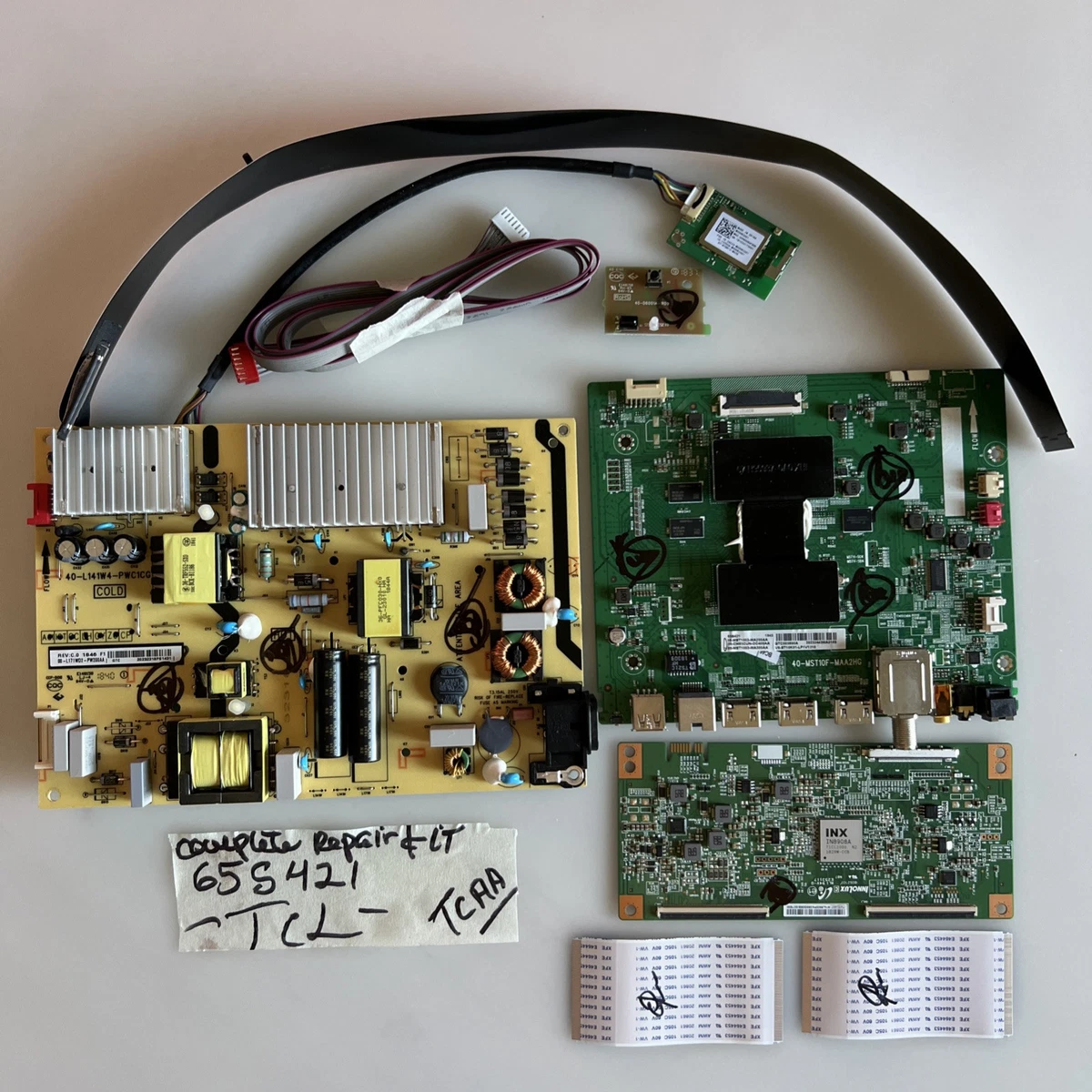 Kit Carte Principale TCL 40FS3750 Avec Haut-parleurs – Pièce Détachée TV