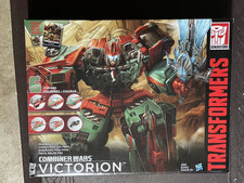 Transformers Combiner Wars Victorion complete Hasbro 2015 Generations Giftset