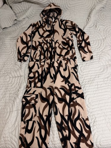 Vintage ASAT/Tribal Camo Hunting Jacket/pants Set. No Size (assuming Xl) (burrs)