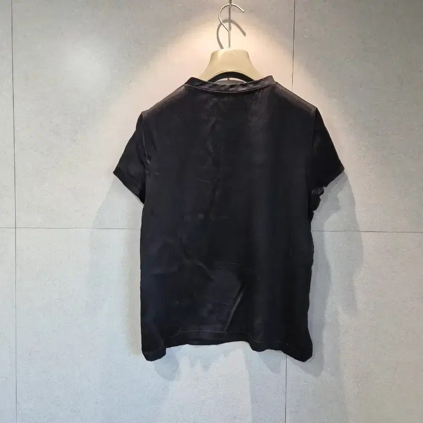 YSL Yves Saint Laurent Women's Black Silk Short Sleeve Top thumbnail 2