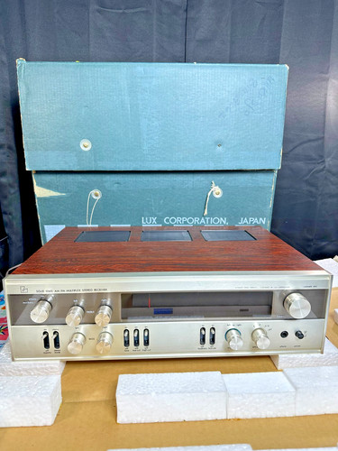 LUXMAN 600 Solid State Amp Stereo Receiver - Model R-600 - MINT CONDITION