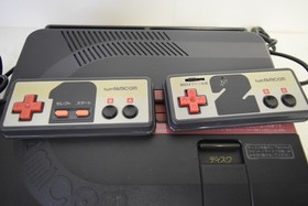 Twin Famicom Disk System Sharp Game Console Red AN-500B tasted Nintendo Famicom