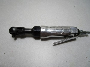 AJ TOOL 1/4" DR DRIVE PNEUMATIC AIR RATCHET WRENCH LOW PROFILE PN A0253 READ AD