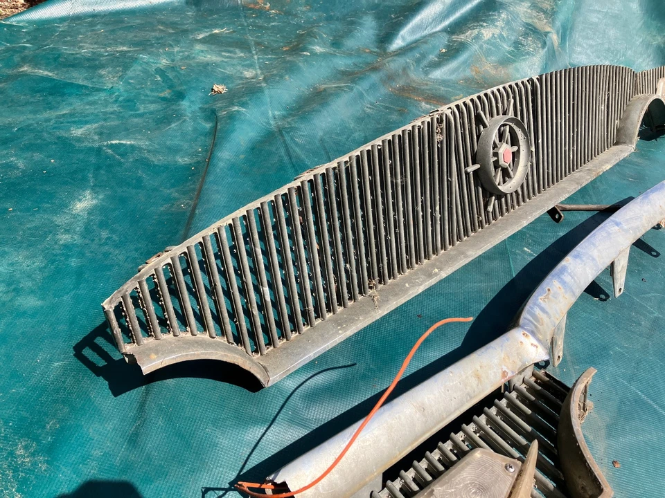 Packard Clipper 1955 rejilla con moldura cromada Foto 2 de 4