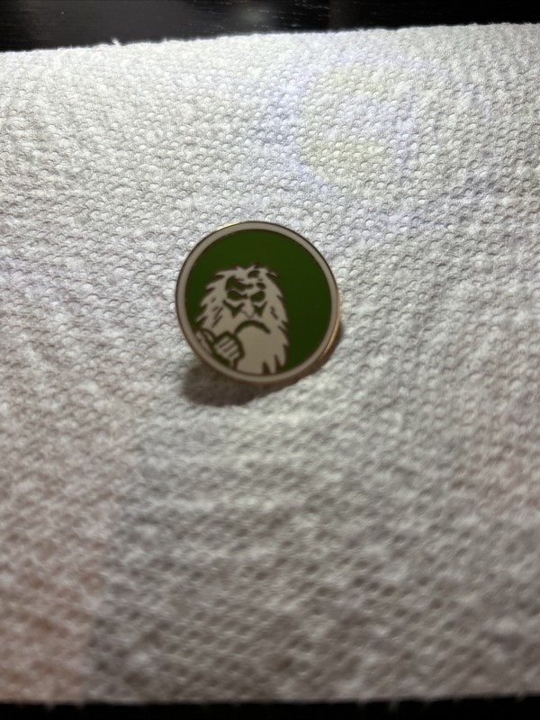 Disney 2002 WDW Haunted Mansion Hitchhiking Ghosts Series Gus Green Pin