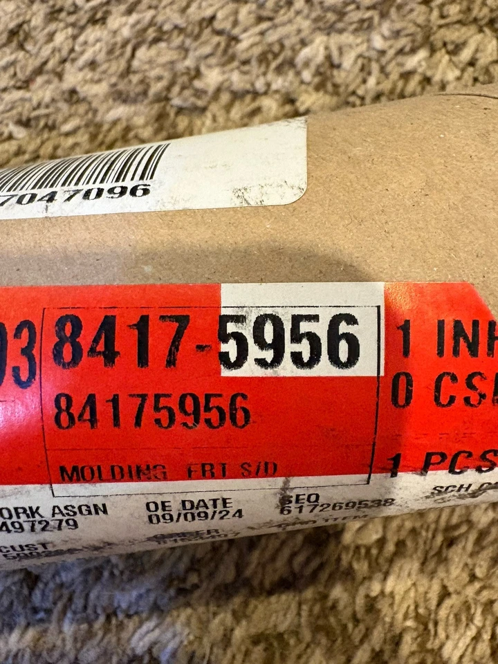 Moldura de cinturón exterior puerta conductor delantera Cadillac Xt5 17-23 Foto 2 de 2