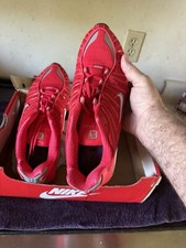 Rzadkie odkrywanie koloru czerwone trampki Nike Shox TL 11.5 w pudełku