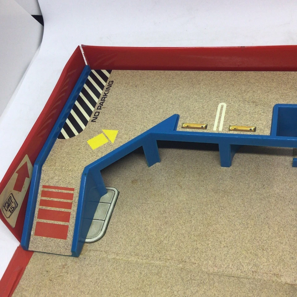 (Lot Of 6) Vint 80’s & 90’s Galoob Micro Machines Play Set W/ Misc. Accessories - Image 3 of 4