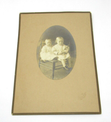1908 Eureka California Photograph Two Cute Little Girls on Antique Corner Chair