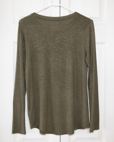 APT. 9 Modern Essentials Grape Leaf Long Sleeve Crew Neck Shirt Tail Top Sz Smal - Picture 7 of 7